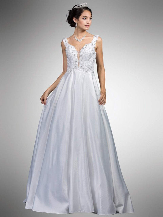 Dancing Queen - 50 Beaded Lace Deep Sweetheart Ballgown in White