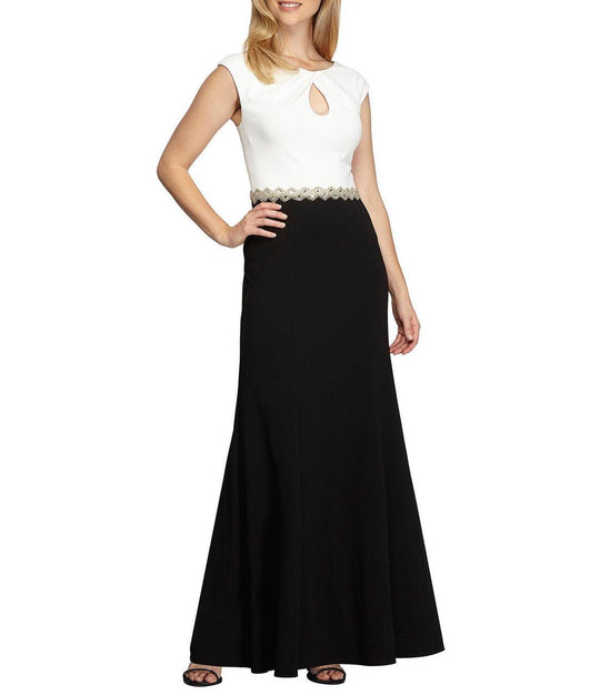 Alex Evenings - 160108 Embellished Bateau Neck Sheath Dress in Black and White