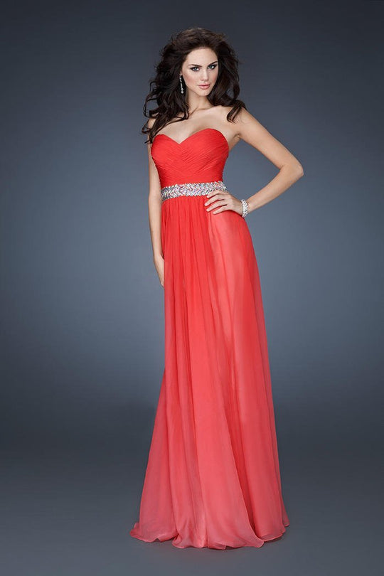 La Femme - 18486 Gathered Sweetheart A-line Dress in Red