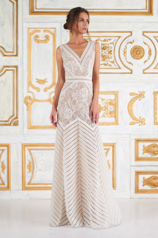 Tadashi Shoji - Lace V-Neck A-Line Evening Dress In White