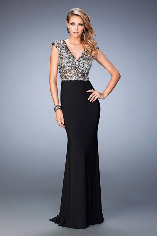 Gigi - 22509 Beaded V-neck Sheath Dress In Black