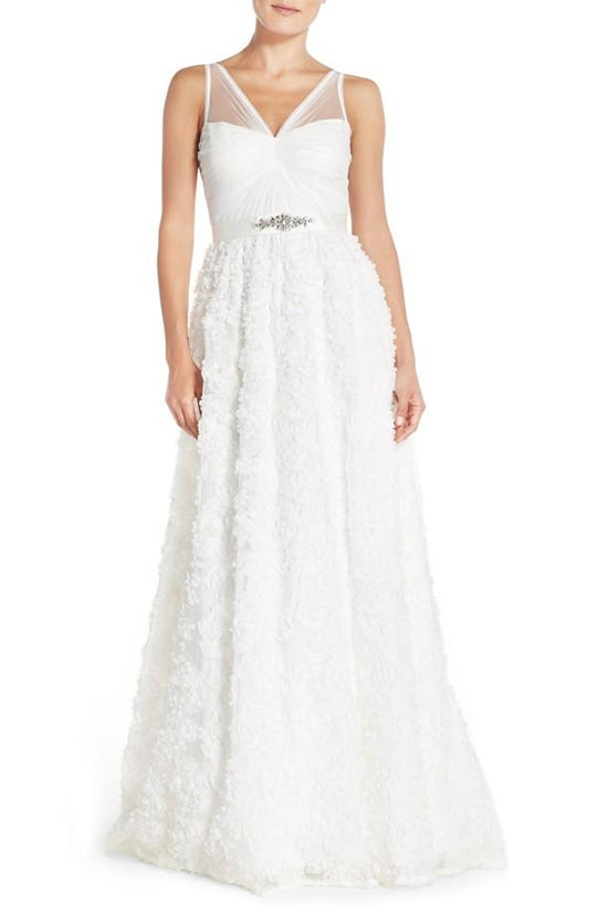 Adrianna Papell - Ruffled V-Neck Dress 181906900 in White