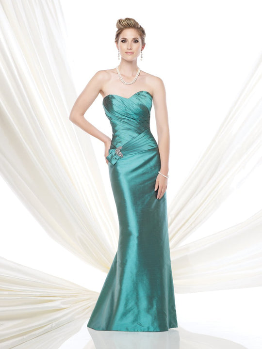 Ivonne D - Ruched Sweetheart Sheath Gown 115D82