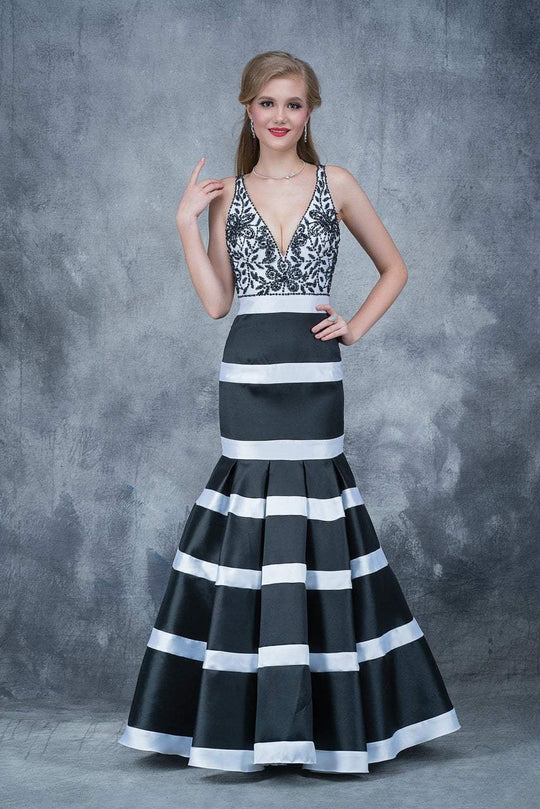 Nina Canacci - 1359 Beaded Deep V-neck Mermaid Dress In Black and White
