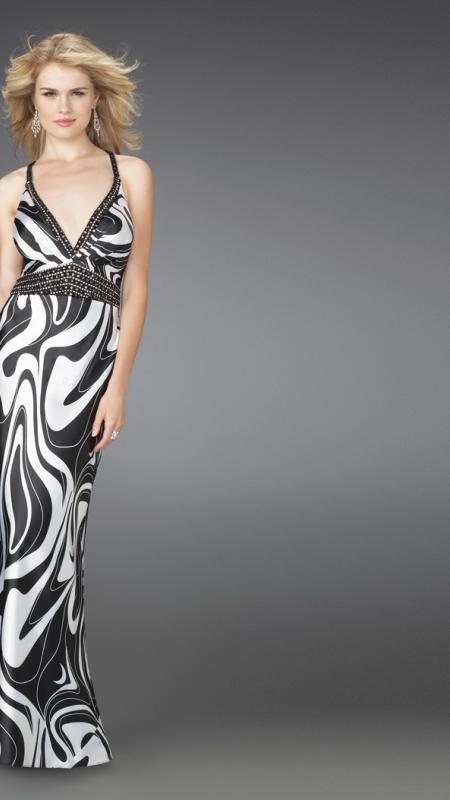 La Femme - Elegant Sleek Long Dress with Criss Cross Back 14186 In Black and White