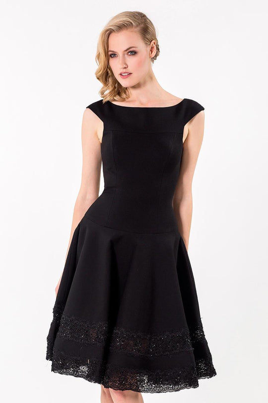 Terani Couture - 1521C0042A Lace Bateau A-line Dress in Black