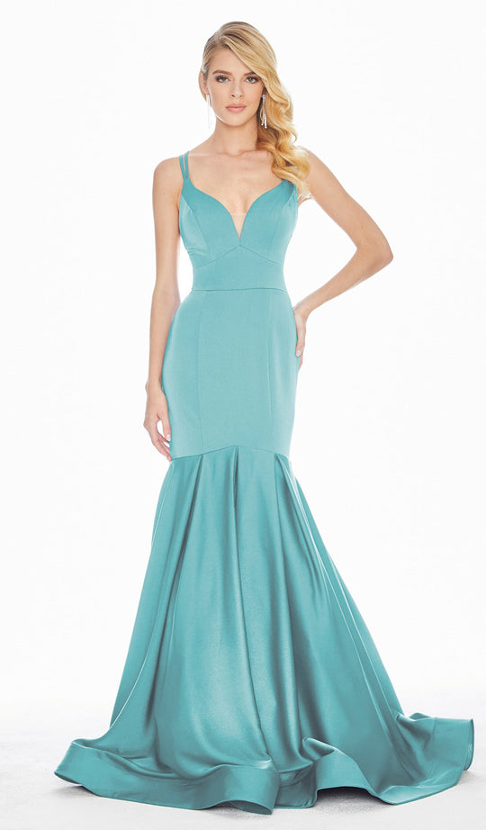 Ashley Lauren - 1532 Plunging Sweetheart Trumpet Gown In Blue