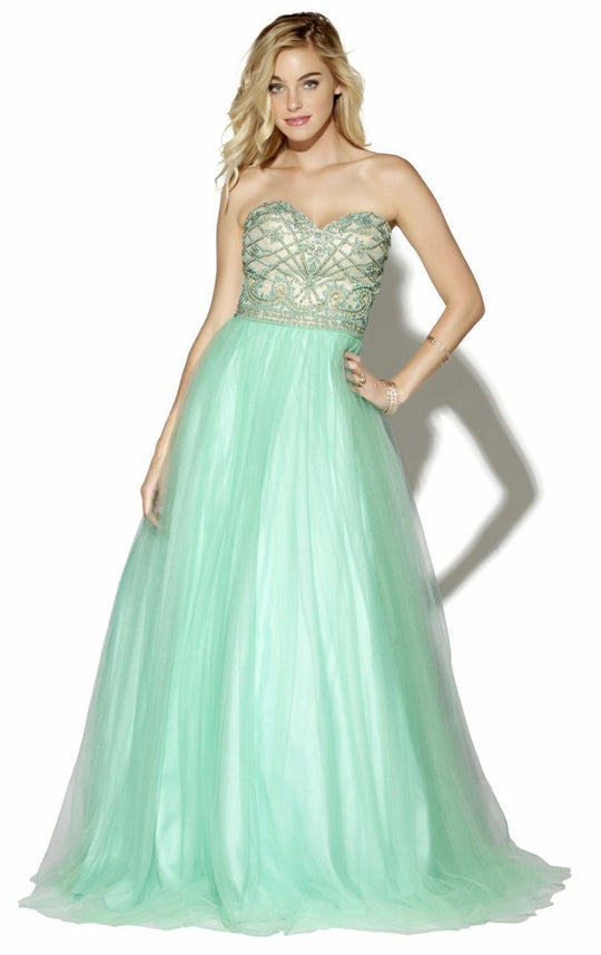 16149 Dress in Mint Nude
