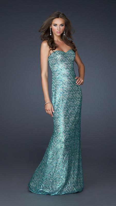 La Femme - Iridescently Patterned Sweetheart Sheath Gown 17369 In Green