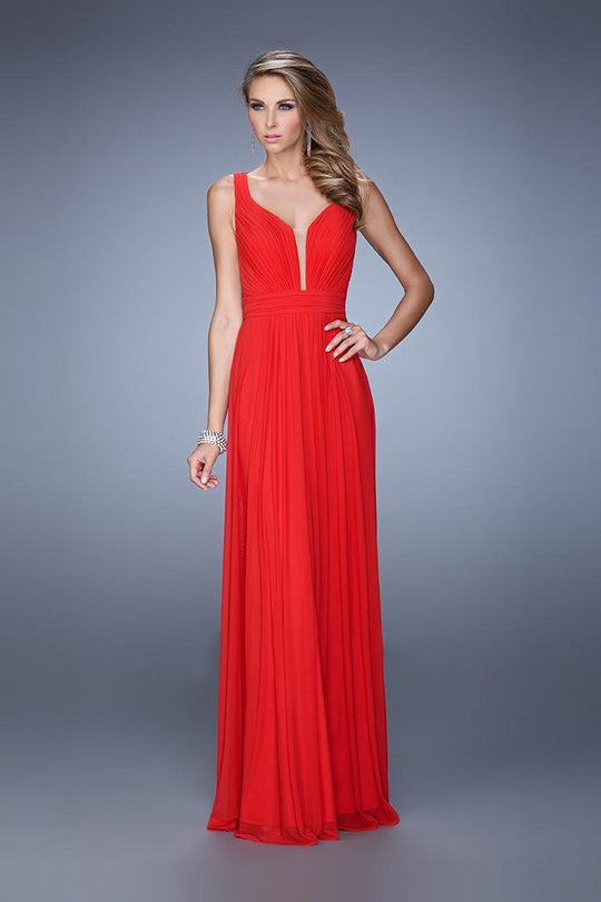 La Femme - 21150 Ruched Plunging V-neck Column Dress In Red