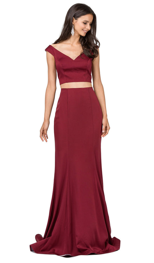 Dancing Queen - 2205 Two-Piece Wide V-Neck Contoured Long Gown In Red