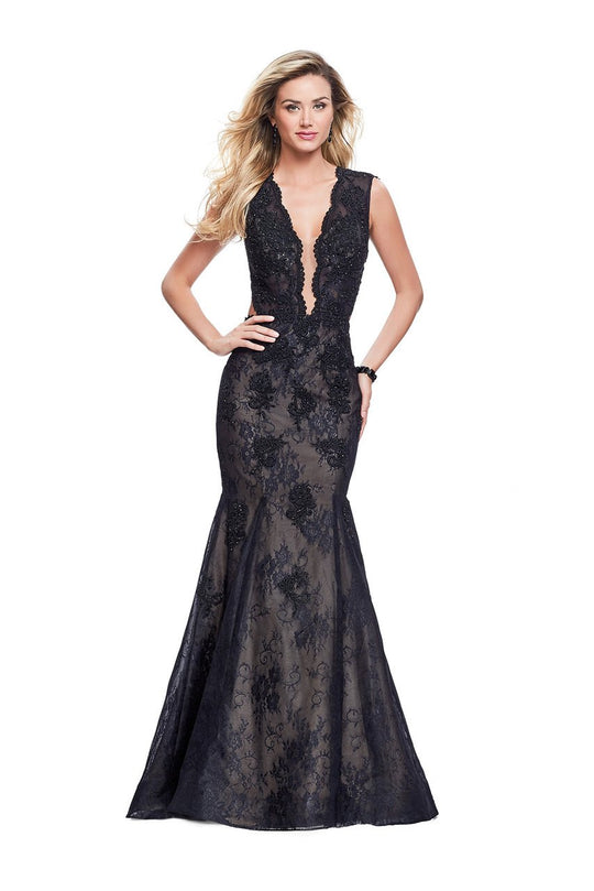 La Femme - 26120 Deep V-Neck Scalloped Lace Mermaid Gown In Black