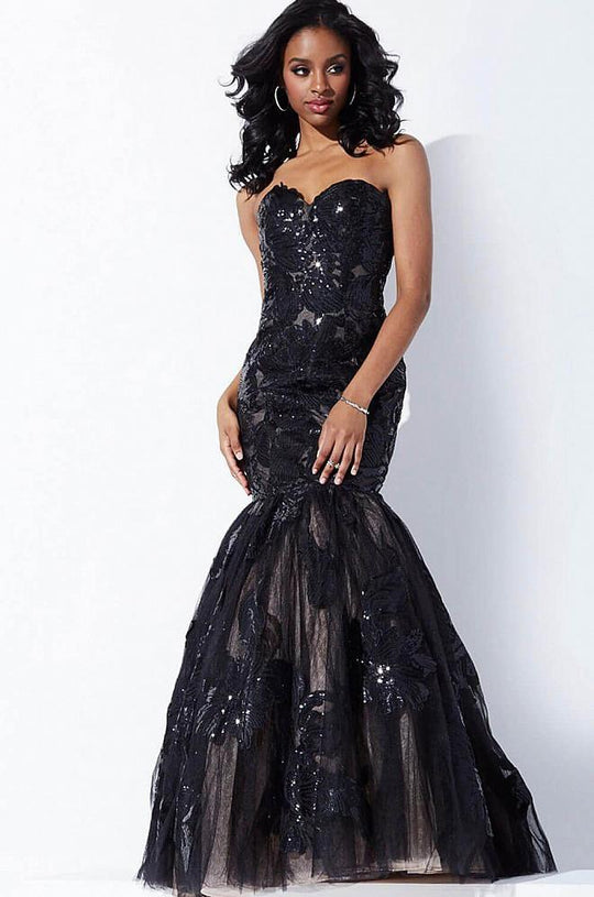 Sequined Lace Sweetheart Tulle Mermaid Gown 33531