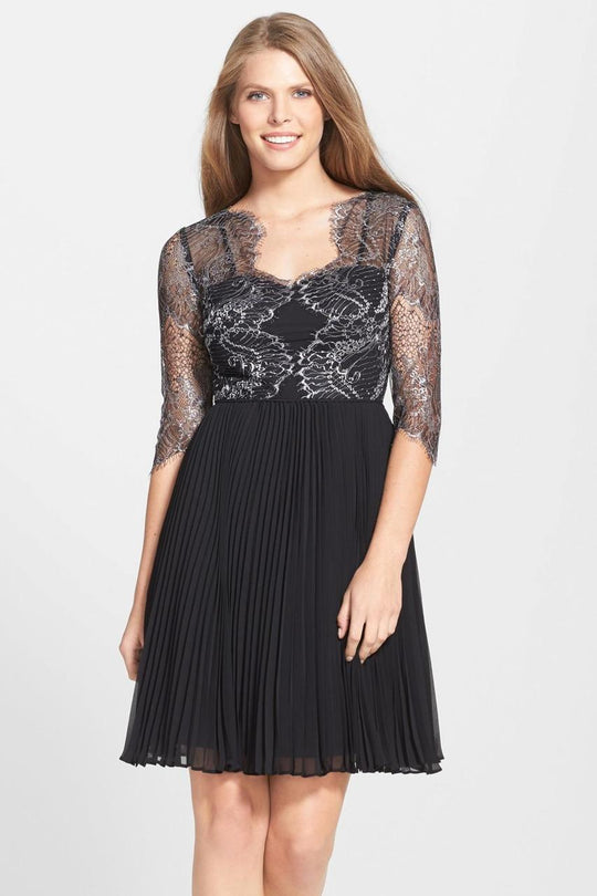 Adrianna Papell - 15238510 Illusion V Neck A Line Cocktail Dress in Black