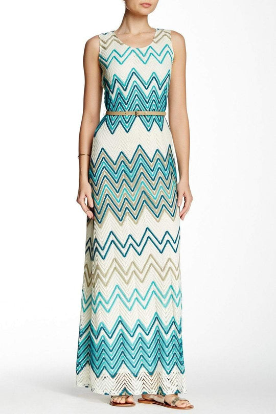 Sharagano - 3W5S17AY3 Chevron Patterned Sheath Dress in Green