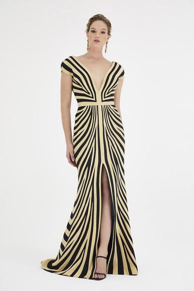 Saboroma - 4330 Two Tone Deep V-neck Trumpet Dress In Gold