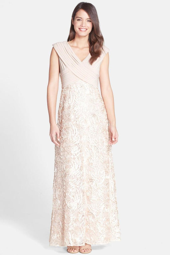 Patra - Rosette Embellished V-Neck Jersey Dress 13390 in Orange