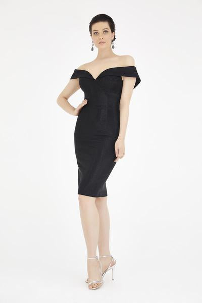 Saboroma - 4356 Off-Shoulder Fitted Knee Length Dress In Black