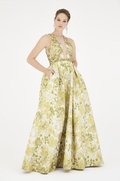 Saboroma - 4397 Floral Applique Halter A-line Dress In Green