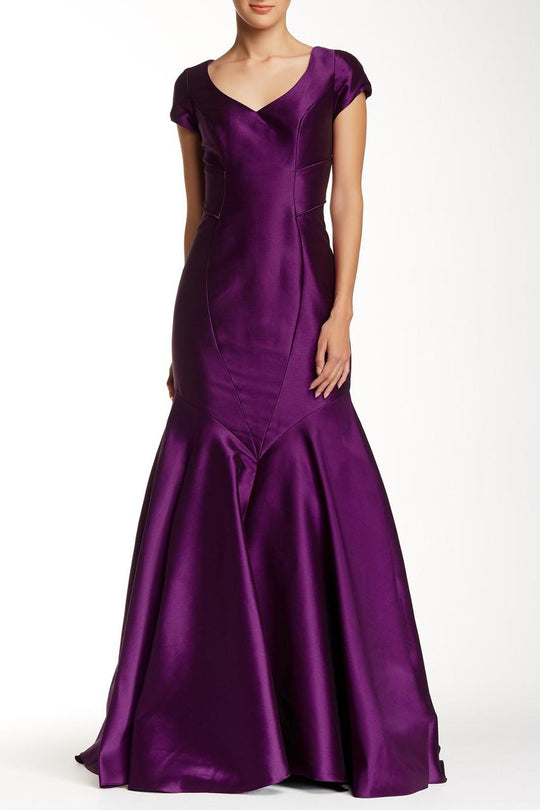 Theia  - 881928 V Neck Short Sleeves Mermaid Gown in Purple
