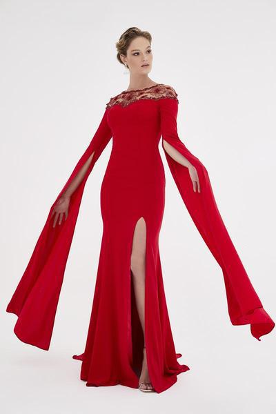 Saboroma - 4575 Embellished Bateau Trumpet Dress In Red
