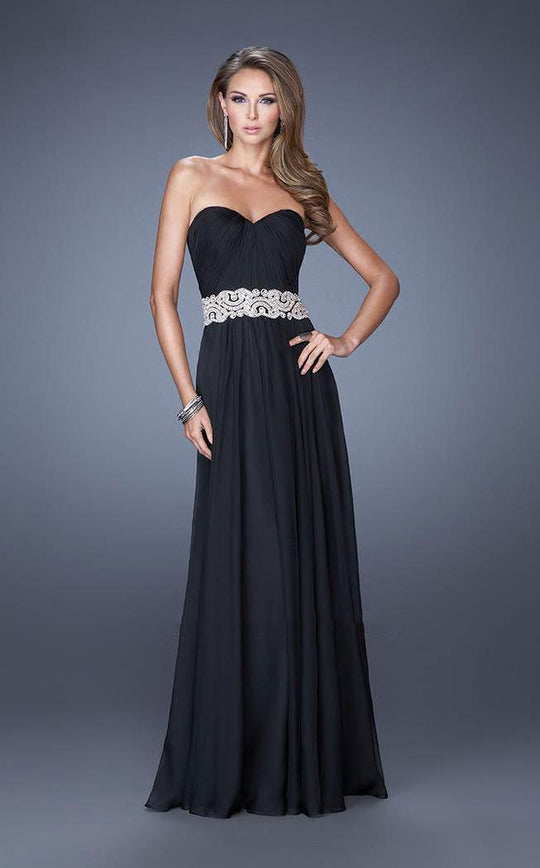 La Femme - Classy Strapless Sweetheart Dress with Bejeweled Belt 19931 In Black