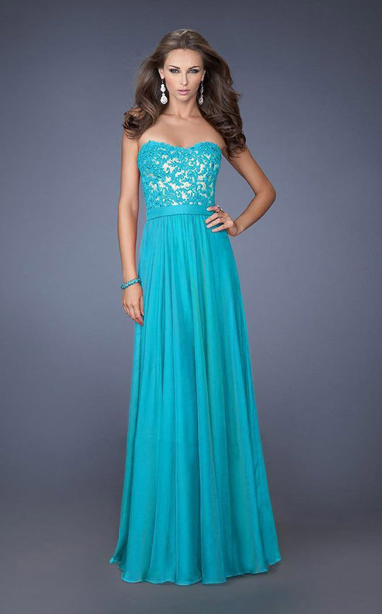 La Femme - Floral Lace Overlaid Sweetheart A-Line Gown 19834 In Green