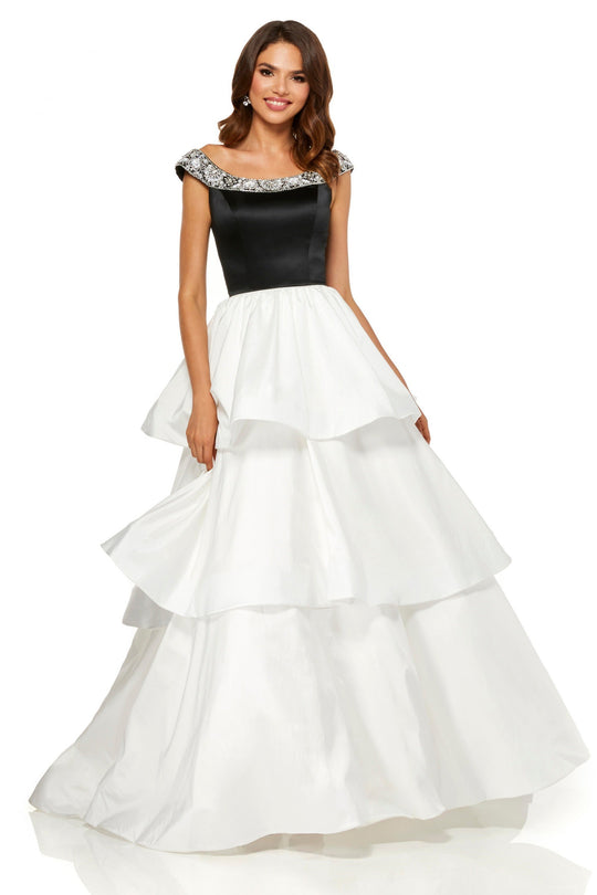 Sherri Hill - 52427 Cap Sleeve Beaded Dress In Black and White