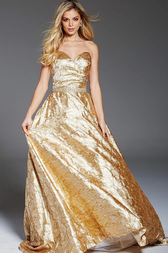 53222 Crystal Embellished Sweetheart Ballgown
