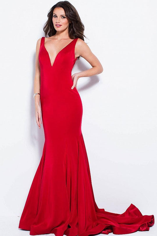 59300 Sleeveless Deep V-neck Mermaid Dress