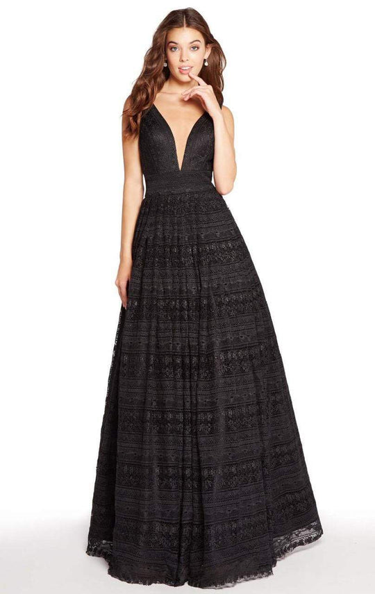 Alyce Paris - 60137 Plunging Lace Sleeveless Evening Gown In Black