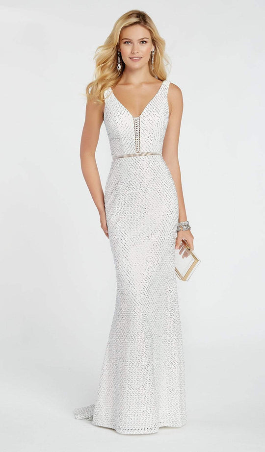 Alyce Paris - 60319 Diamond Lace V-neck Trumpet Dress In White