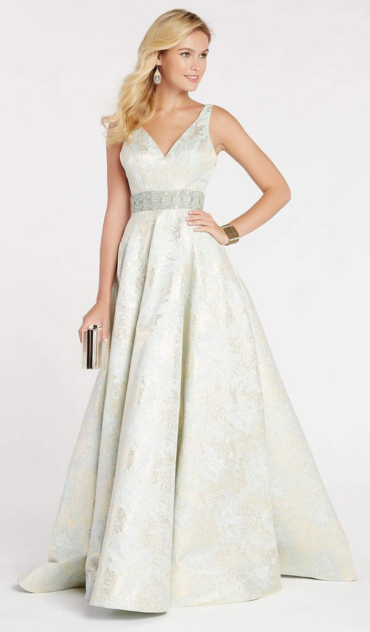 Alyce Paris - 60343 Beaded V-neck Brocade A-line Dress With Train in Green