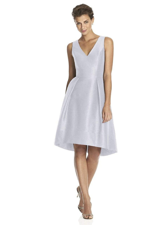 D586 Bridesmaid Dress in Dove