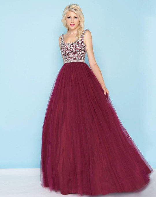 Mac Duggal - 66332H Beaded Scoop Neck and Tulle Evening Gown In Rde