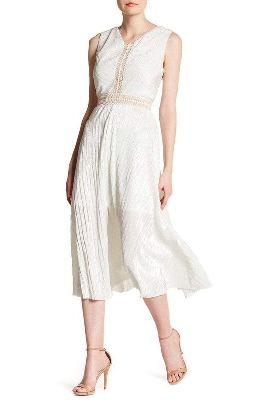 Sangria - SBKE1211 Sleeveless Textured Knit Dress in White