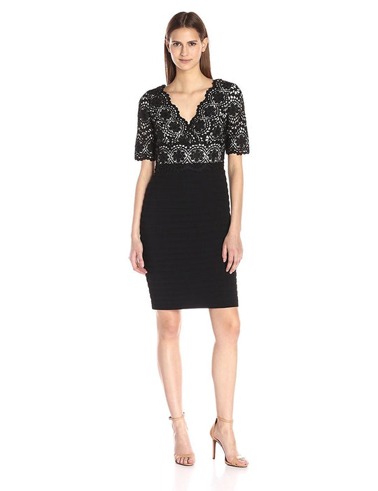 Adrianna Papell - 12260160 Lace Scalloped V-neck Sheath Dress in Black