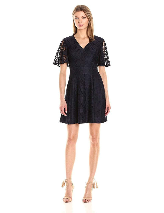 Donna Morgan - D5272M Lace V-neck A-line Dress in Blue