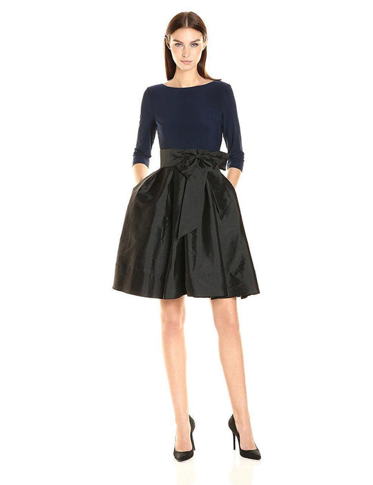 Adrianna Papell - Bateau Neck Two-Tone Short Dress AP1D100284 in Blue and Black