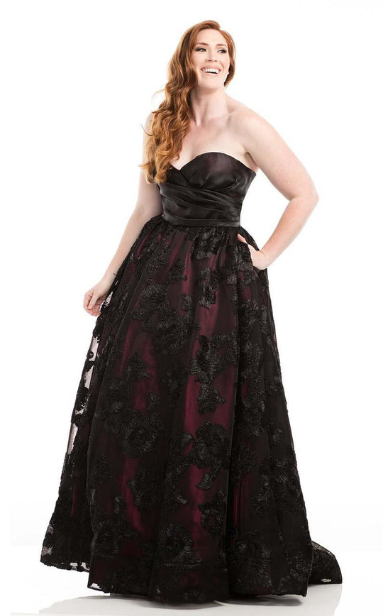 Johnathan Kayne - 7007K Strapless Sweetheart Lace Ballgown in Black and Red