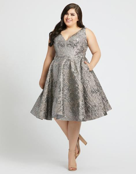 Mac Duggal Fabulouss - 77673F Metallic V-Neck and Back Cocktail Dress In Gray and Silver