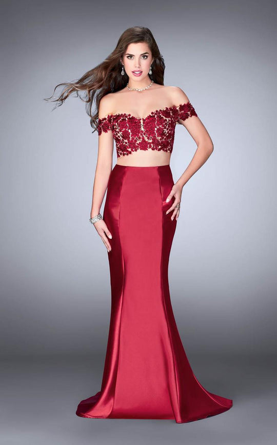 GiGi - Romantic Off-Shoulder Embroidered Long Evening Gown 24413 In Red