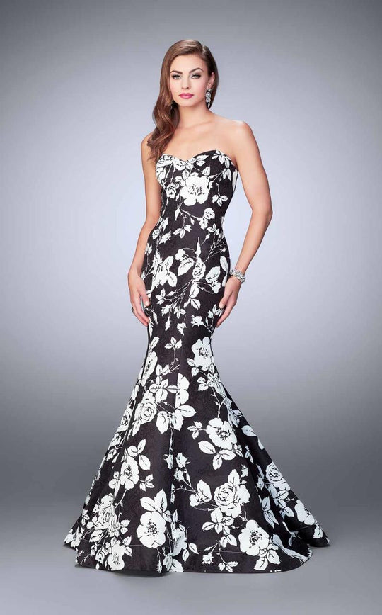 La Femme - Black and White Sweetheart Floral Jacquard Mermaid Gown 24023In Black and White