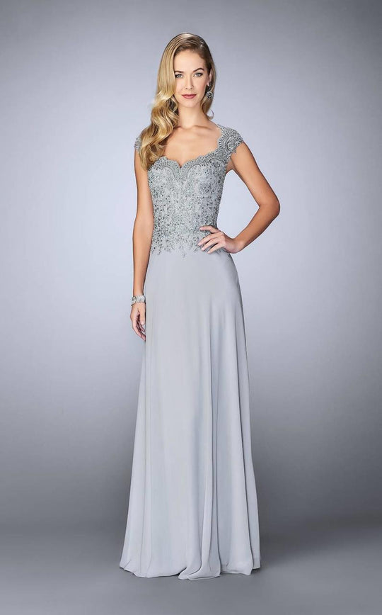 La Femme - 23286 Chiffon Scalloped Sweetheart Dress In Silver