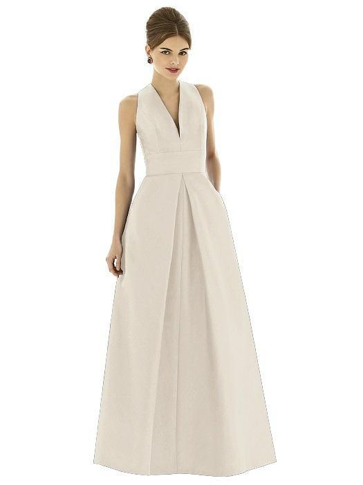 D611 Bridesmaid Dress In Champagne