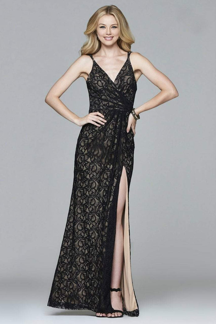 7995 Long v-neck with lace detail