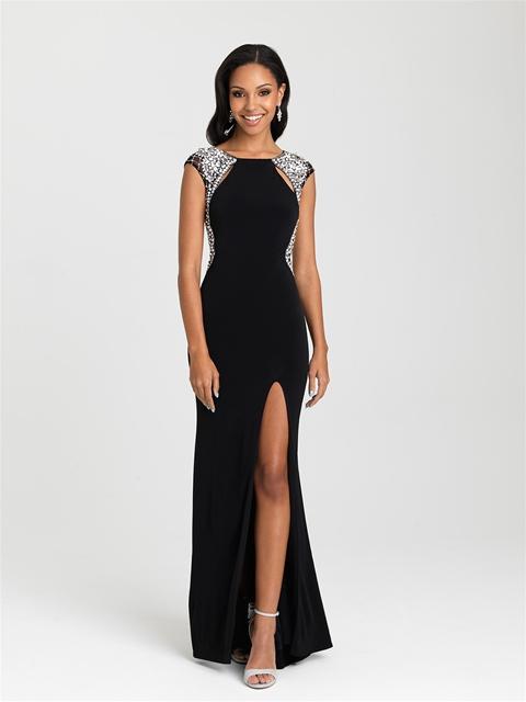 Madison James - 16-417 Dress in Black
