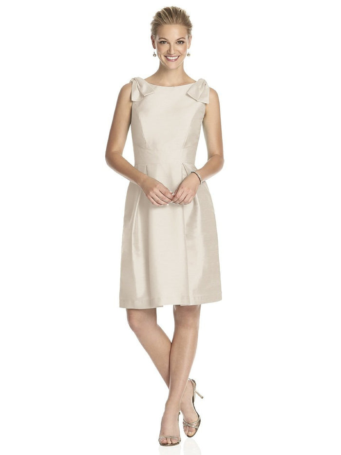 D626 Bridesmaid Dress in Champagne