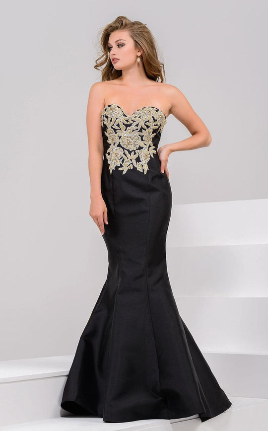 31885 Embroidered Sweetheart Mermaid Dress