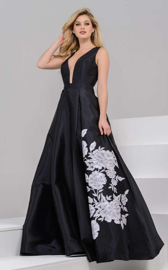 40907 Sleeveless Plunging V Neck Pleated Ballgown
